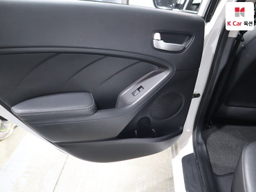 2017 - kia k3