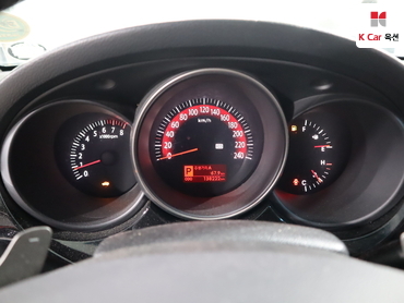 2009 - kia roche