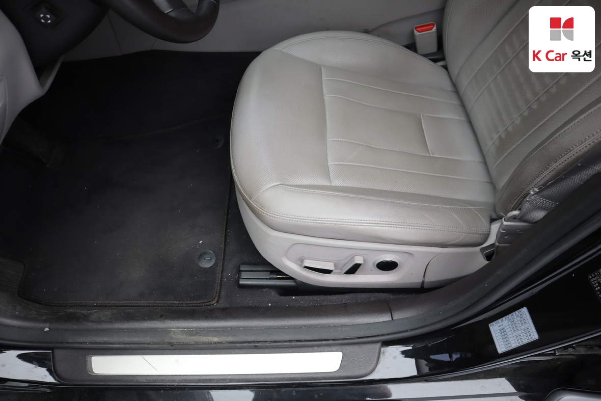 Genesis G80 - 19