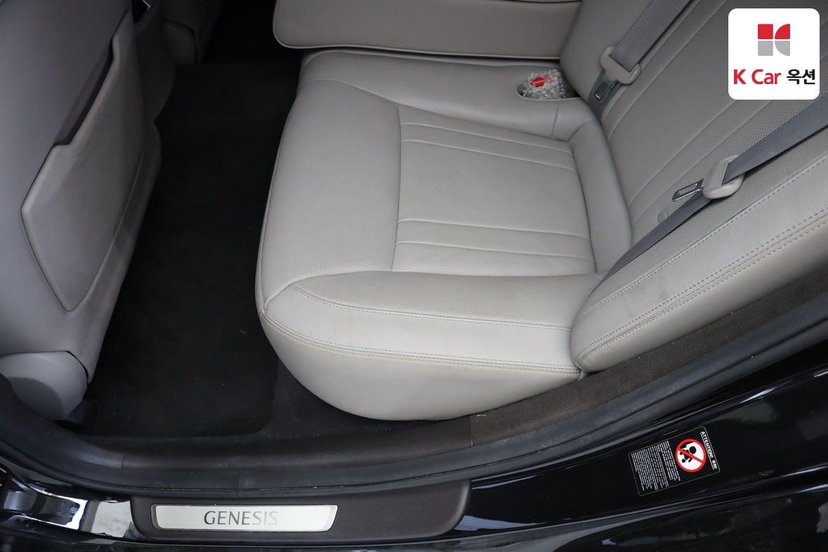 Genesis G80 - 22
