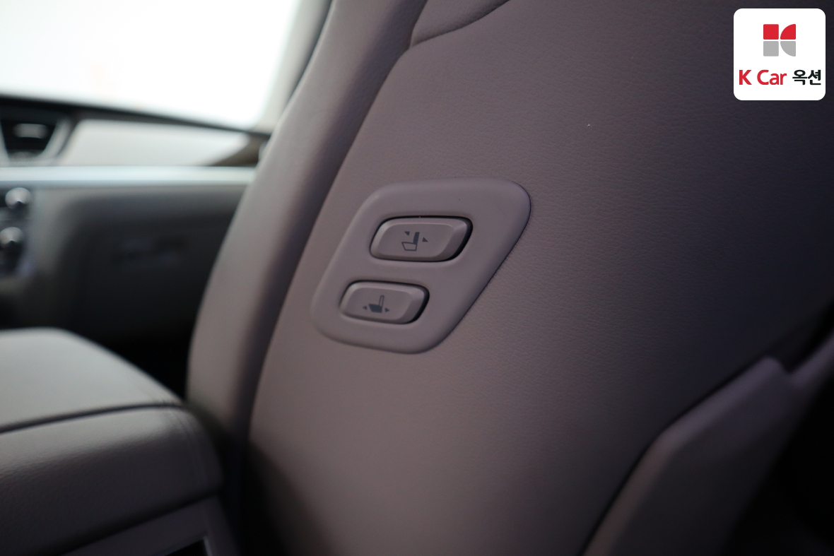 Genesis G80 - 23