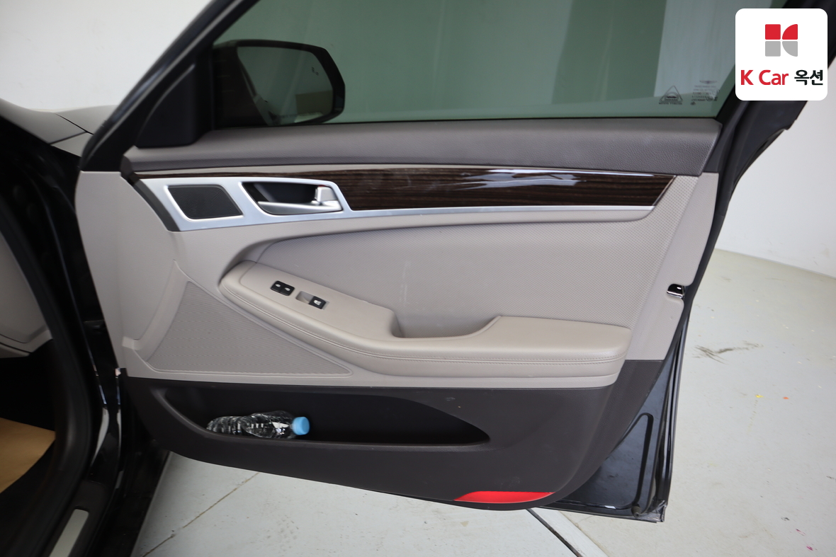 Genesis G80 - 29
