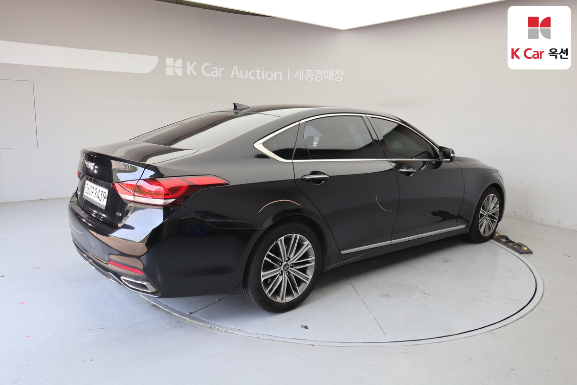 Genesis G80 - 2