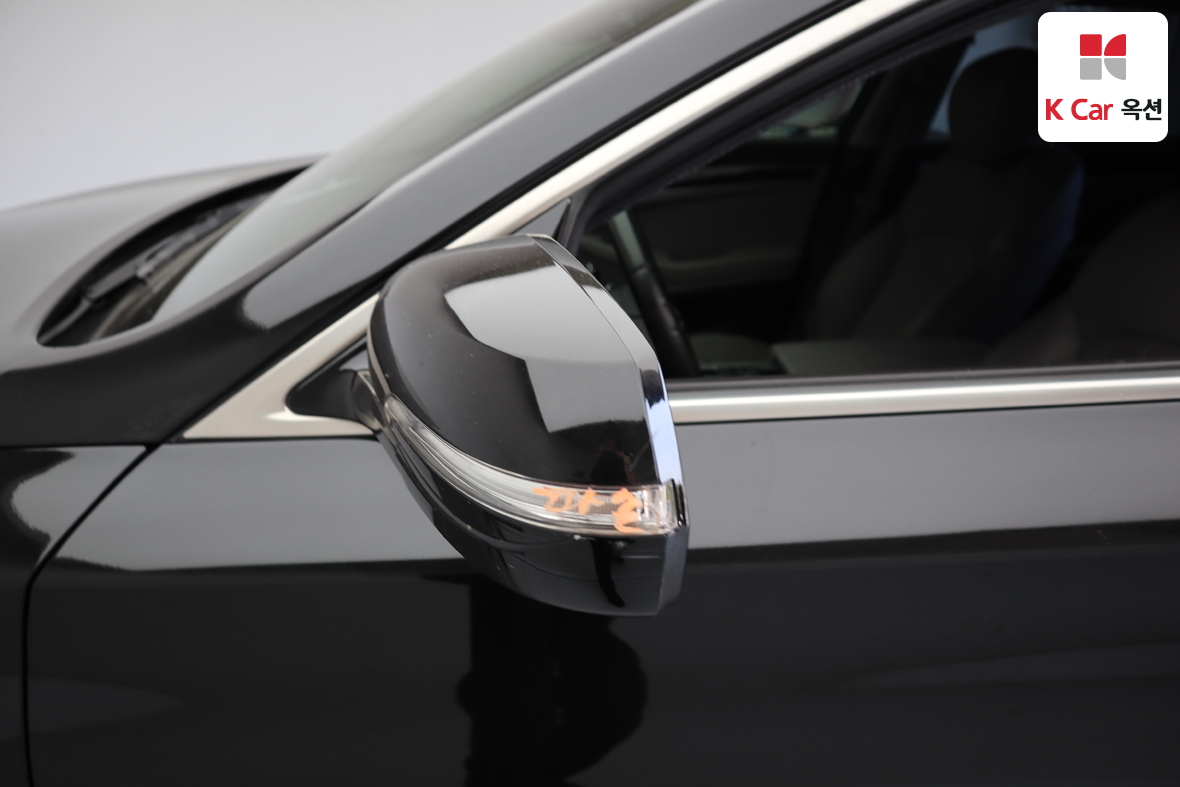 Genesis G80 - 36