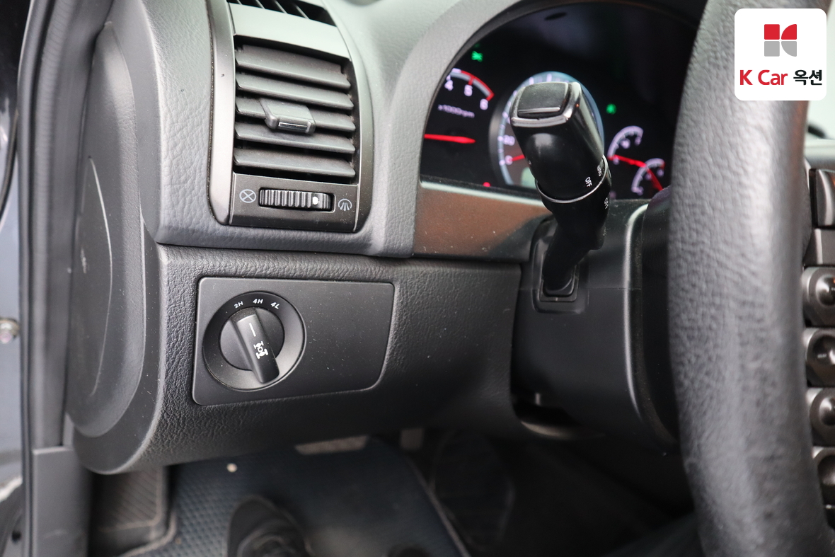 KG Mobility Rexton - 9