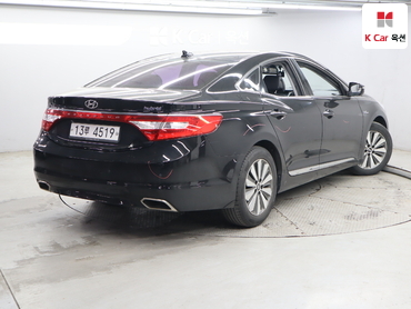 2016 - hyundai grandeur