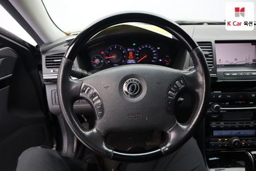 2011 - kia opirus