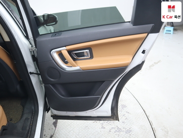 2018 - land rover discovery