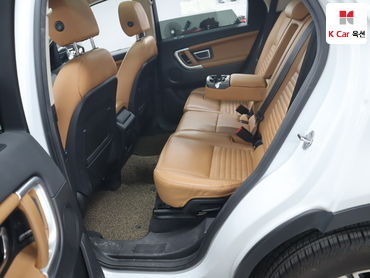 2018 - land rover discovery