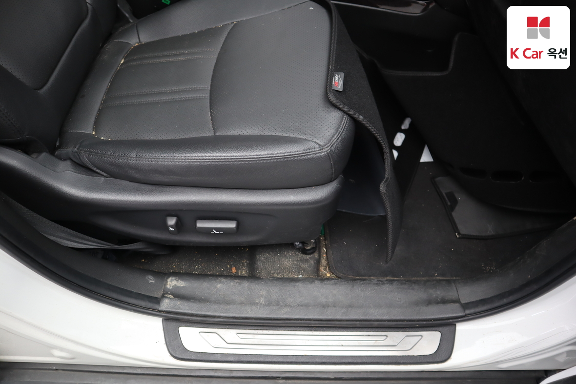 Kia Sorento - 33