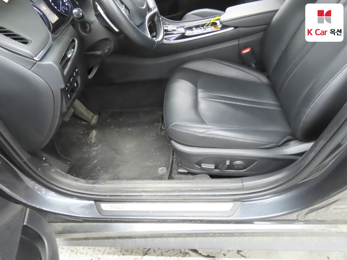 Hyundai Sonata - 18