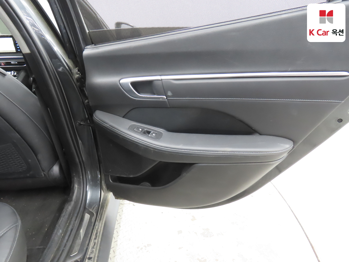 Hyundai Sonata - 26