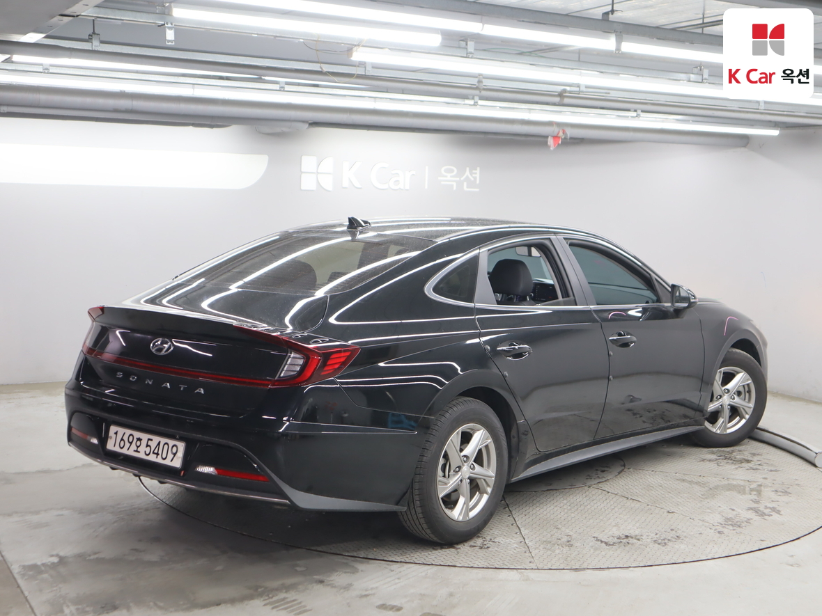 Hyundai Sonata - 2