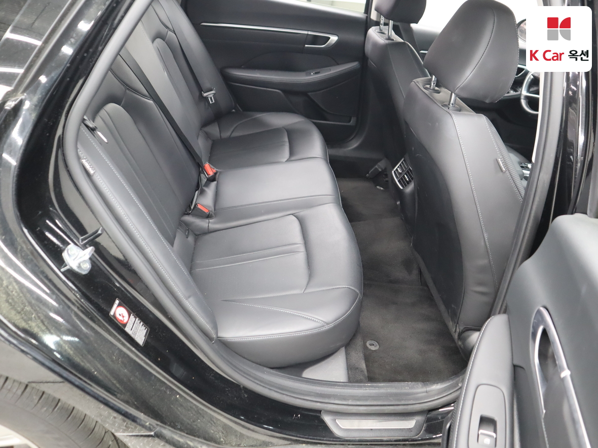 Hyundai Sonata - 28