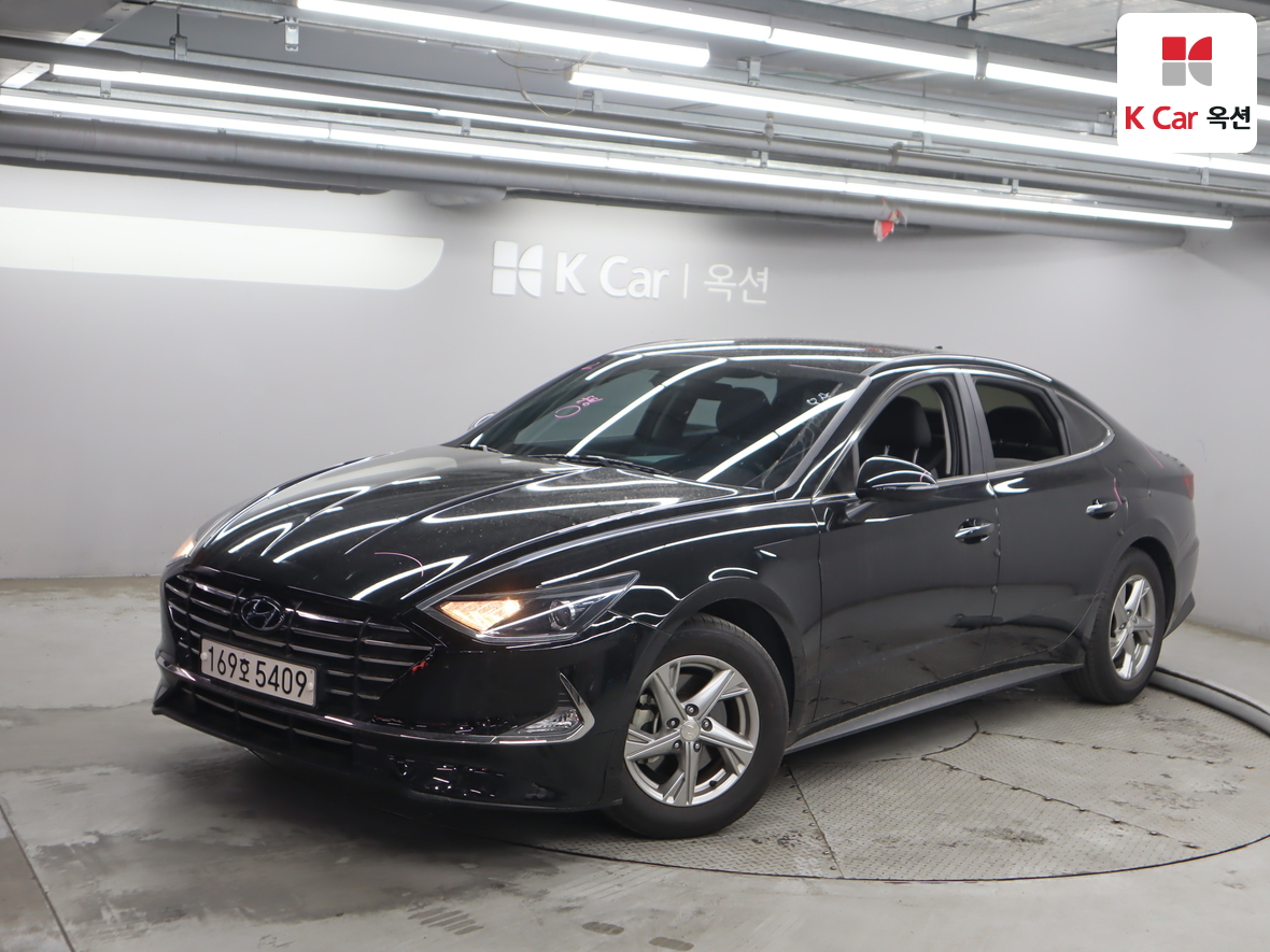 Hyundai Sonata - 1