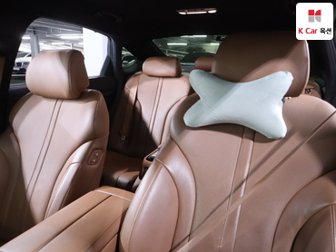2022 - genesis g80