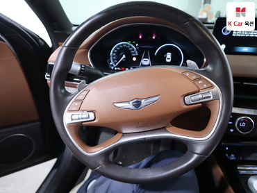 2022 - genesis g80