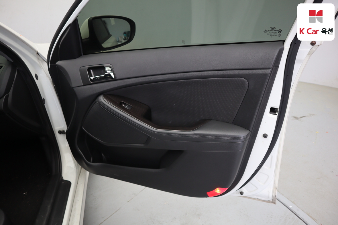 Kia K5 - 27