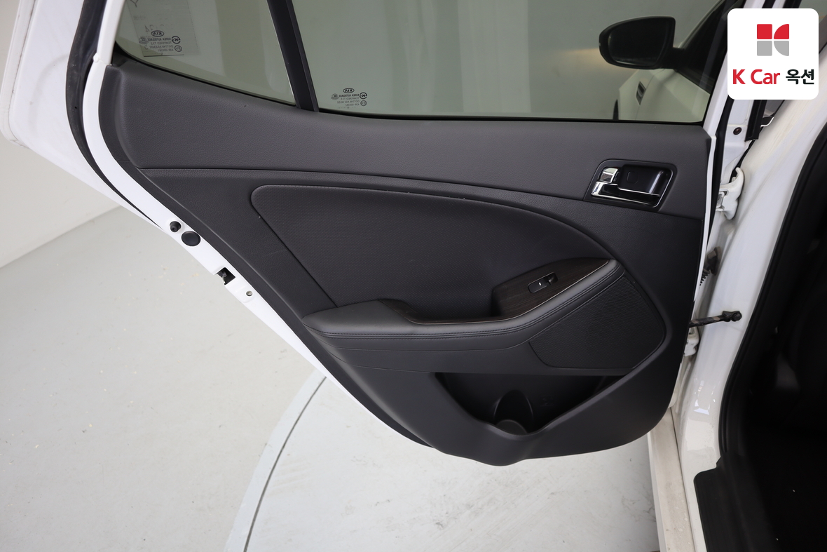 Kia K5 - 20