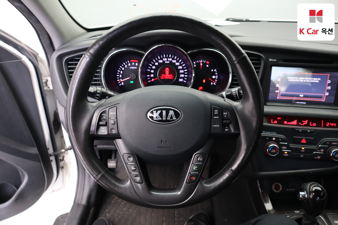 Kia K5 - 10