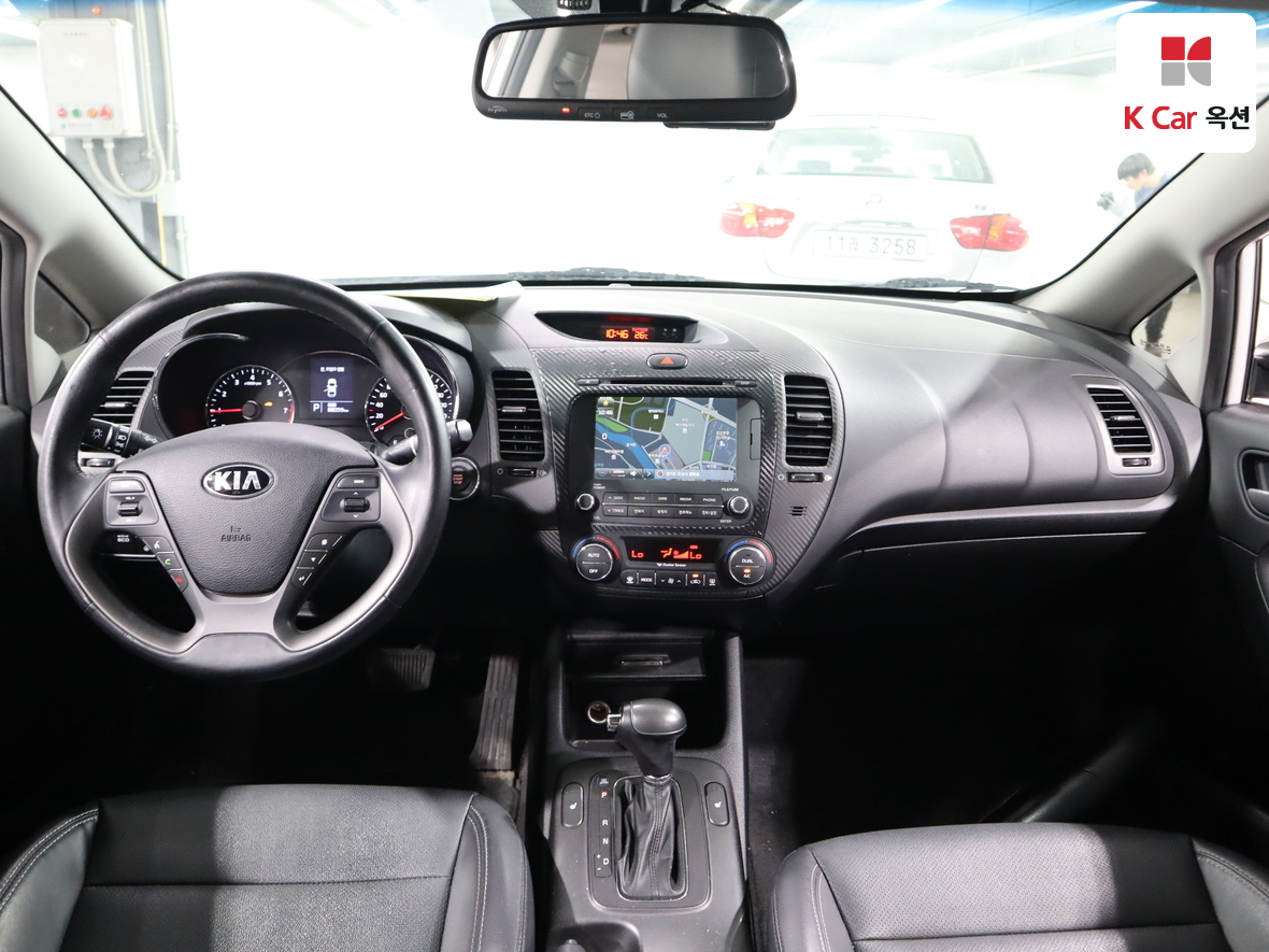Kia K3 - 3