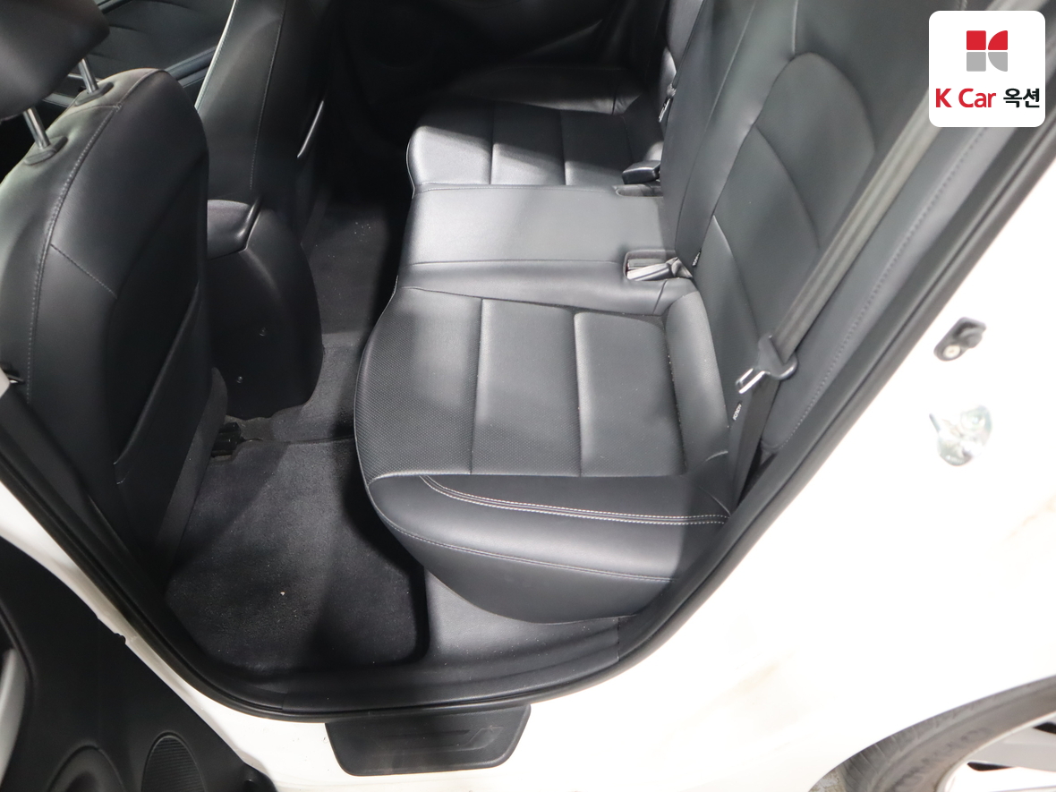 Kia K3 - 22