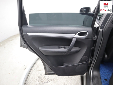 2009 - porsche cayenne