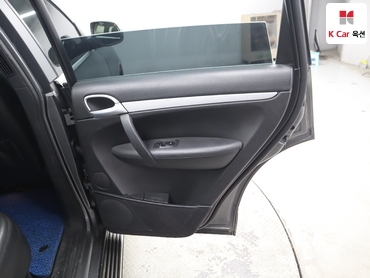 2009 - porsche cayenne