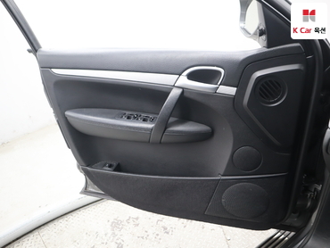 2009 - porsche cayenne