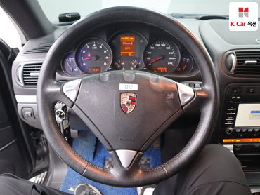 2009 - porsche cayenne