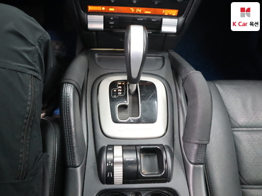 2009 - porsche cayenne