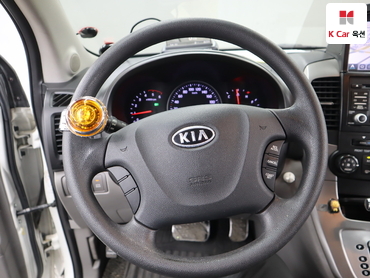2012 - kia carnival