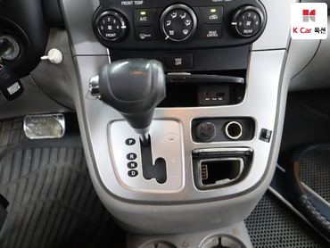 2012 - kia carnival