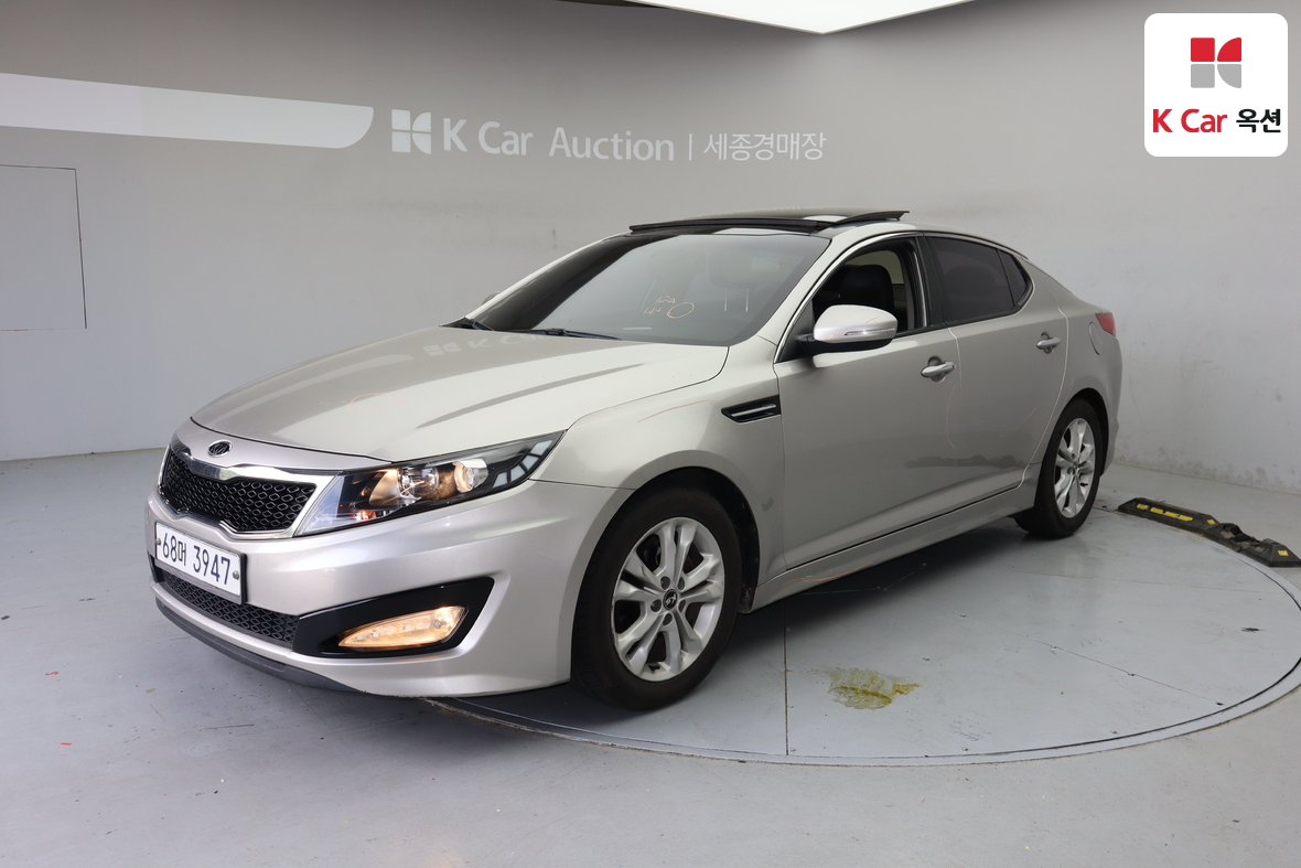 Kia K5 - 1