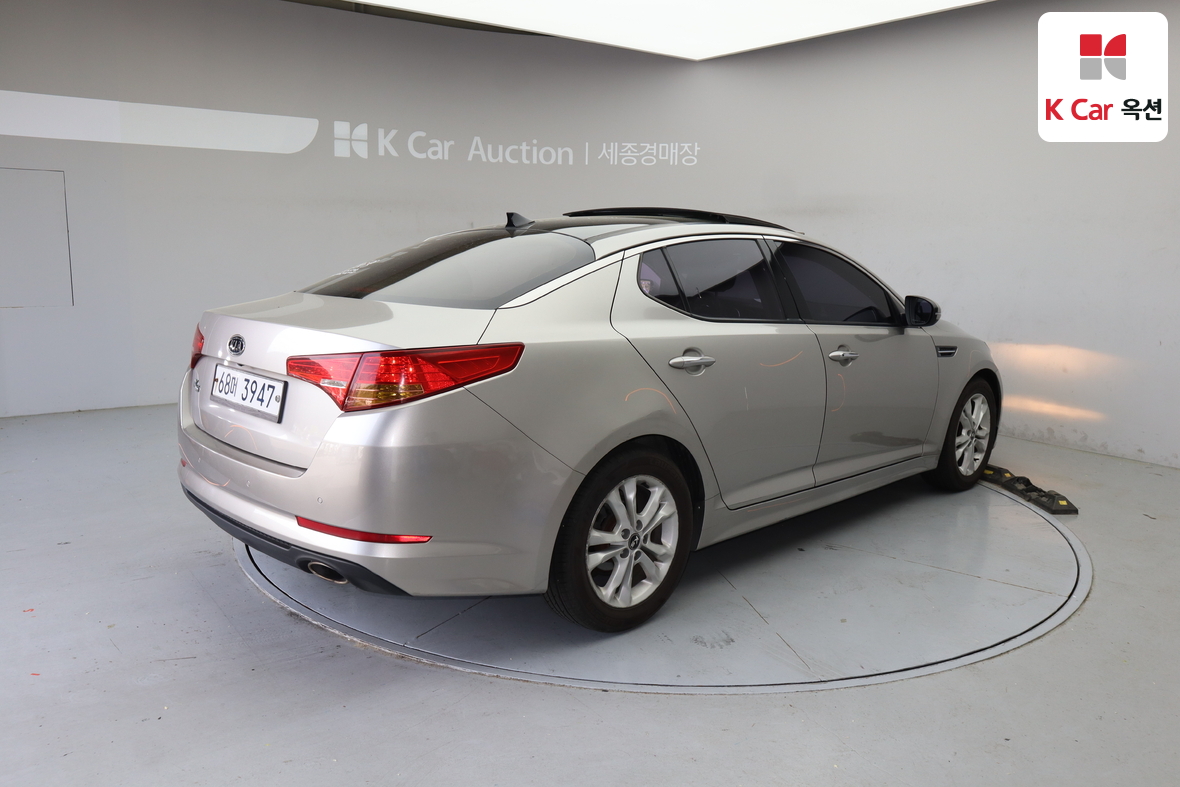 Kia K5 - 2