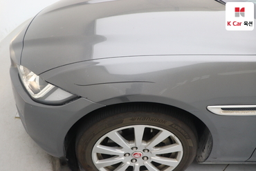 2018 - jaguar xe