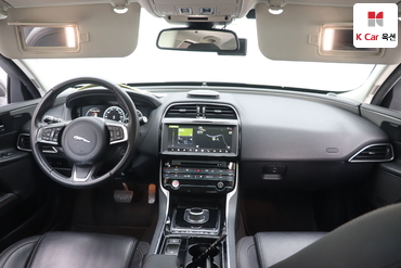 2018 - jaguar xe