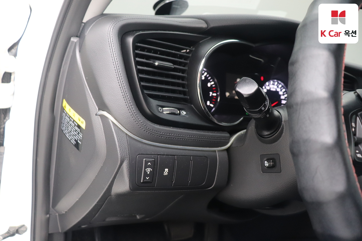 Kia K5 - 9
