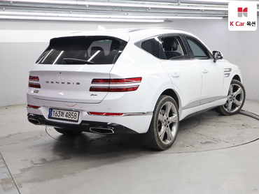 2021 - genesis gv80