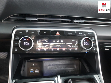 2021 - genesis gv80