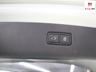 2021 - genesis gv80