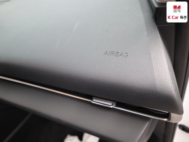 2021 - genesis gv80