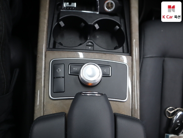2011 - mercedes-benz e300