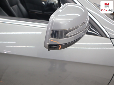 2011 - mercedes-benz e300