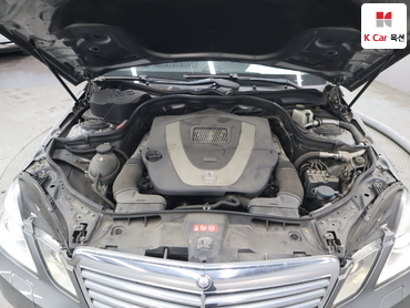 2011 - mercedes-benz e300