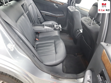 2011 - mercedes-benz e300