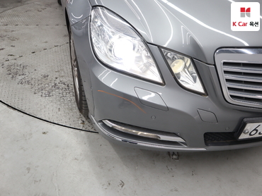 2011 - mercedes-benz e300