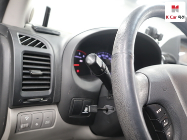 2012 - kia carnival