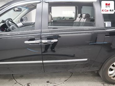2012 - kia carnival