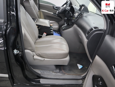 2012 - kia carnival
